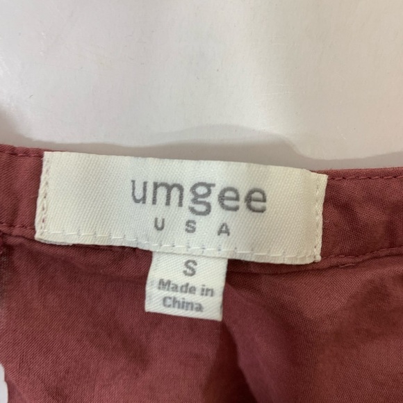 Umgee Boho Style Blouse with Pom Poms - Picture 6 of 7